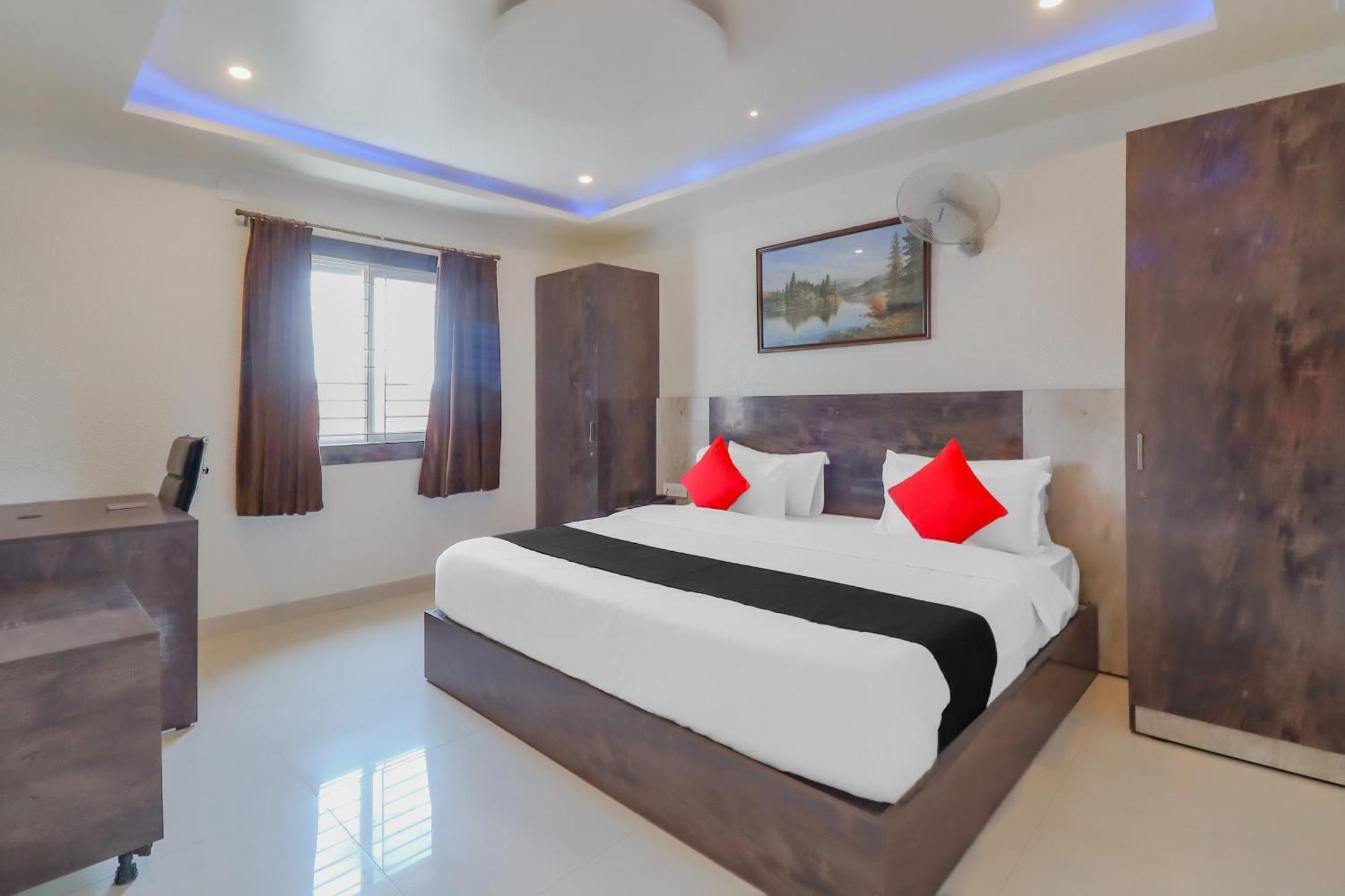 Capital O Royal Galaxy Finesse Near Phoenix Marketcity Hotel Bangalore Ngoại thất bức ảnh