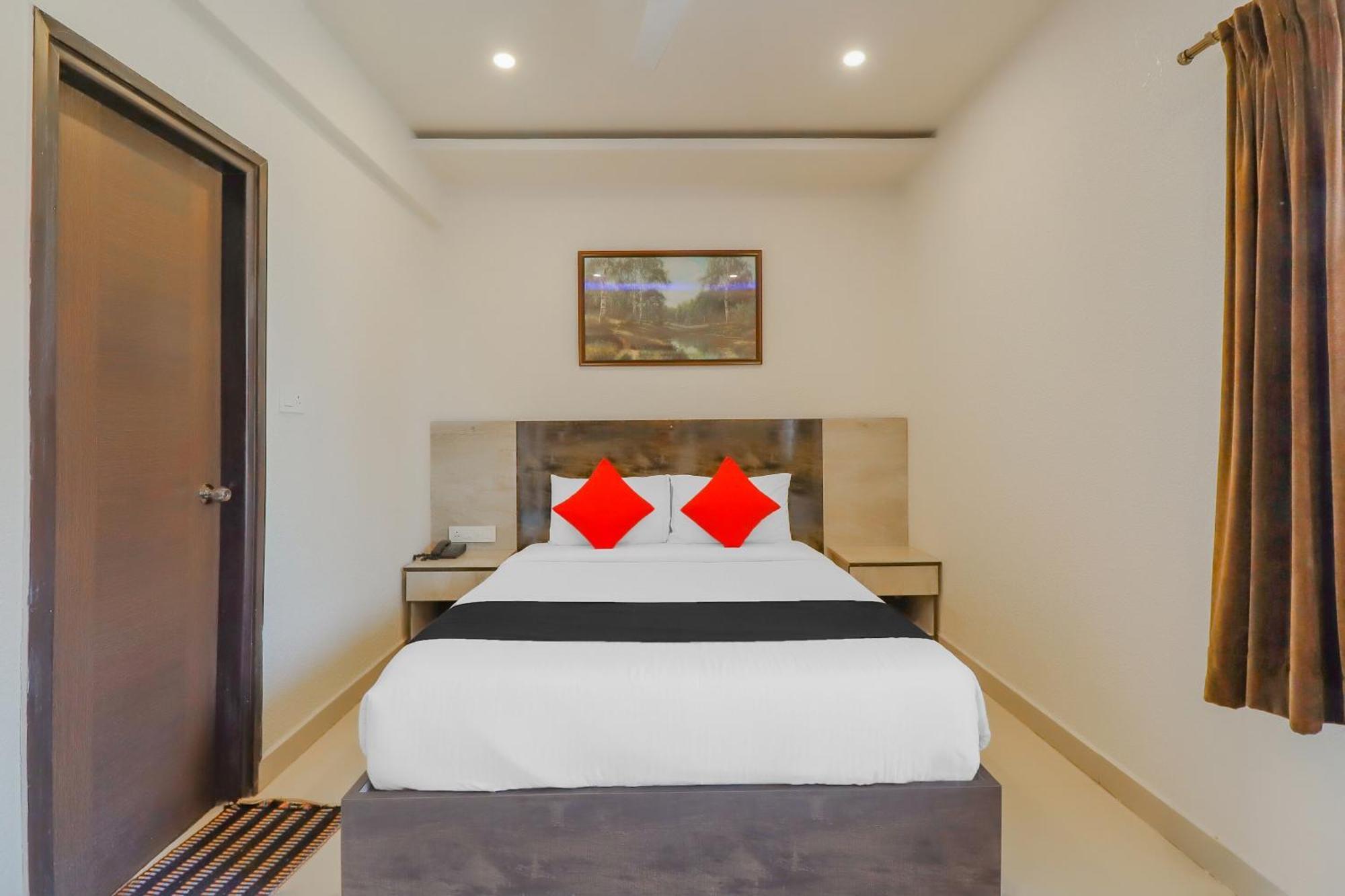 Capital O Royal Galaxy Finesse Near Phoenix Marketcity Hotel Bangalore Ngoại thất bức ảnh